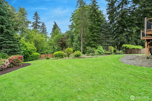 17518 NE 22nd Court, Redmond, WA 98052