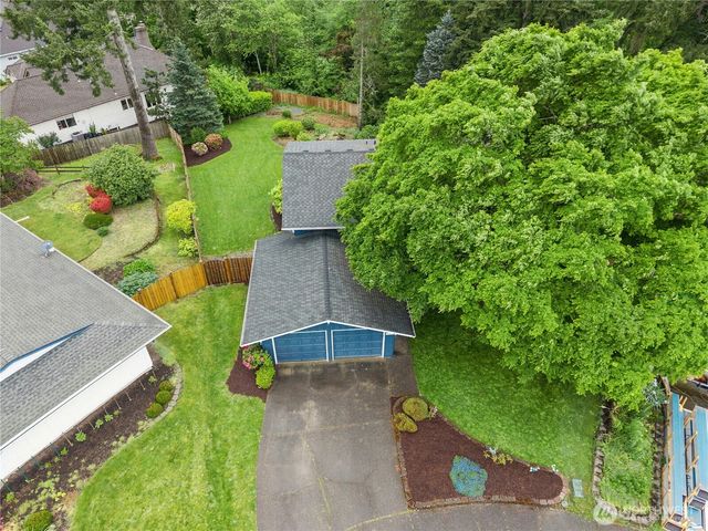 17518 NE 22nd Court, Redmond, WA 98052