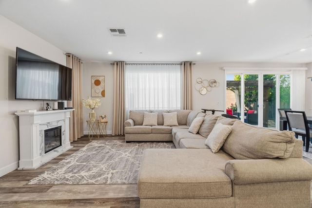 4343 White Fir Loop, Rocklin, CA 95677