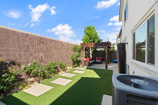 4343 White Fir Loop, Rocklin, CA 95677