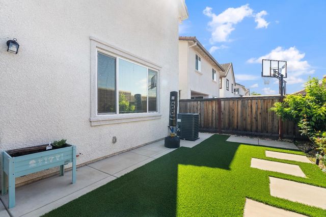 4343 White Fir Loop, Rocklin, CA 95677