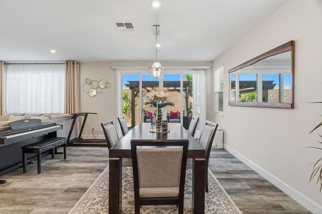 4343 White Fir Loop, Rocklin, CA 95677