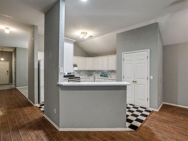 2316 Bradford Place, Edmond, OK 73012