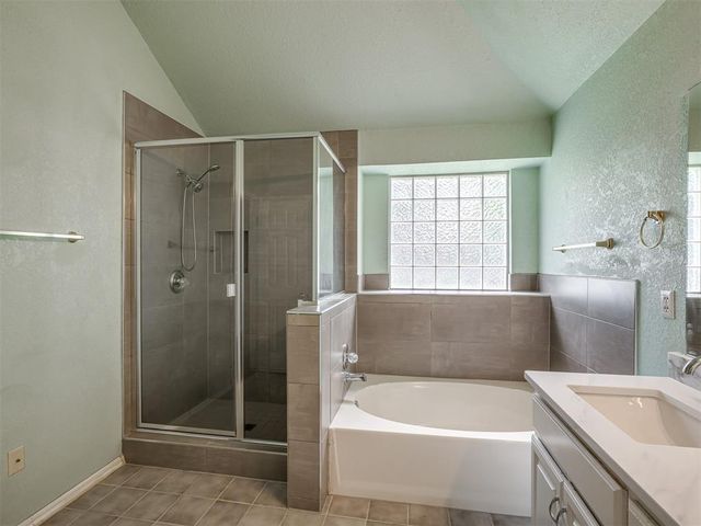 2316 Bradford Place, Edmond, OK 73012