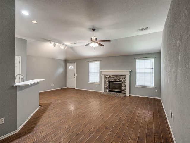 2316 Bradford Place, Edmond, OK 73012