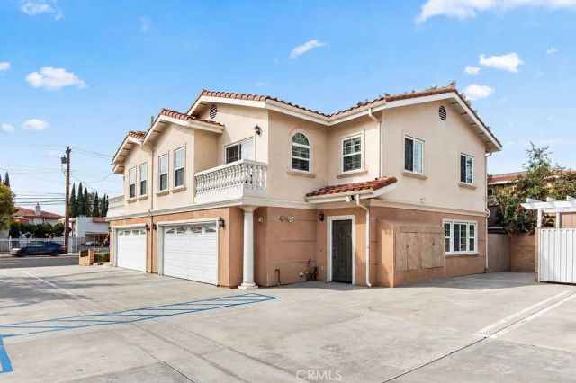 7592 Artesia Blvd D, Buena Park, CA 90621