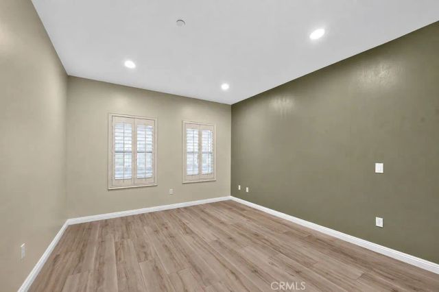 7592 Artesia Blvd D, Buena Park, CA 90621