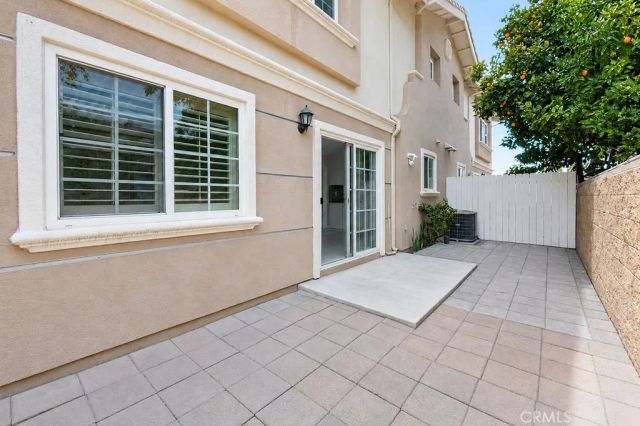 7592 Artesia Blvd D, Buena Park, CA 90621