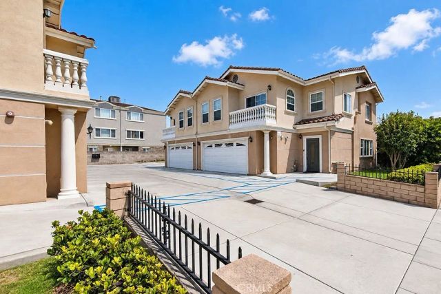 7592 Artesia Blvd D, Buena Park, CA 90621