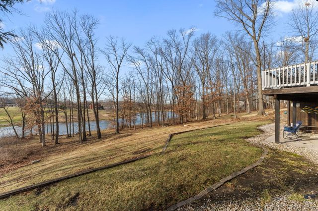 1011 Woodland Court, Crown Point, IN 46307