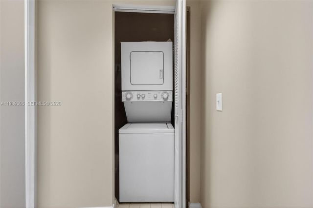 12500 SW 5th Ct 305M, Pembroke Pines, FL 33027