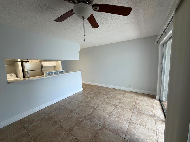 4419 TREEHOUSE Lane C, Tamarac, FL 33319