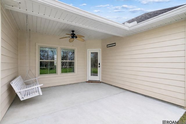 104 Coquille Dr, Madisonville, LA 70447