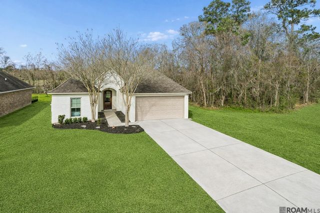 104 Coquille Dr, Madisonville, LA 70447