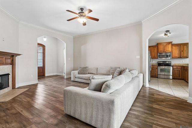 104 Coquille Dr, Madisonville, LA 70447