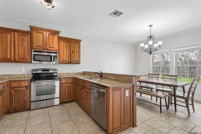 104 Coquille Dr, Madisonville, LA 70447