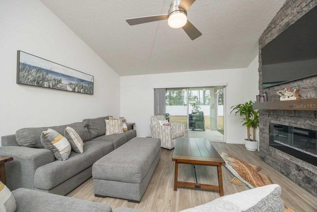 42 WOODBORN LANE, Palm Coast, FL 32164