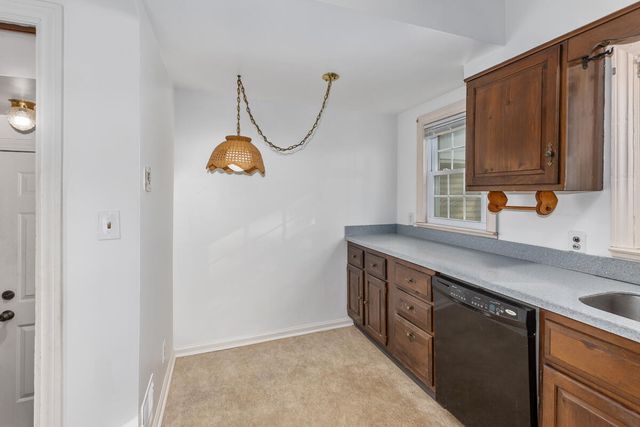 120 Manchester Street, Wyoming, MI 49548