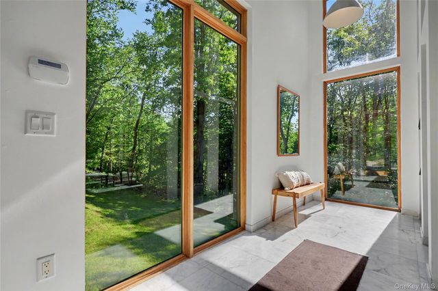 95 Deer Hill Court, Carmel, NY 10512