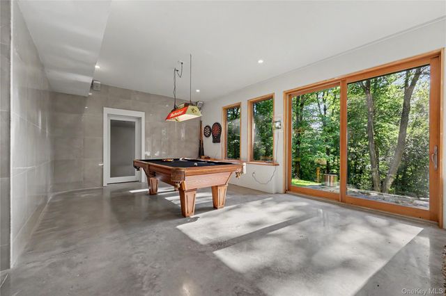 95 Deer Hill Court, Carmel, NY 10512