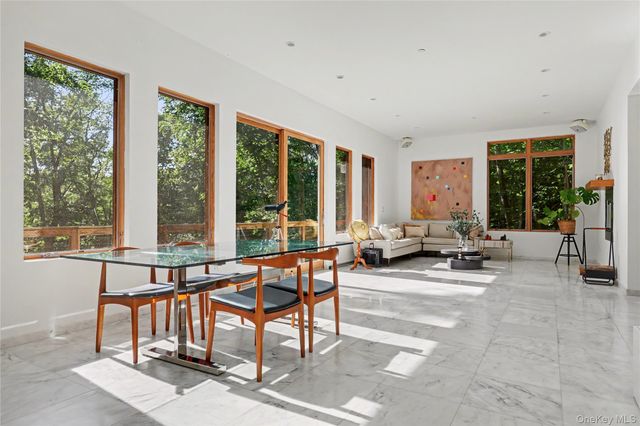 95 Deer Hill Court, Carmel, NY 10512