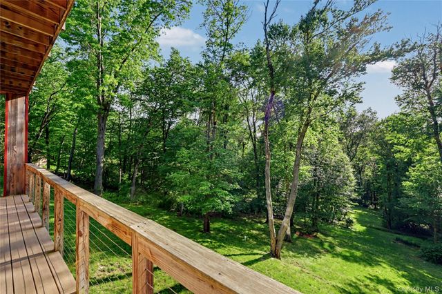 95 Deer Hill Court, Carmel, NY 10512