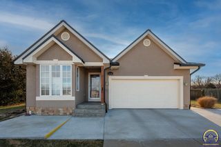 3336 SE Powell ST, Topeka, KS 66605