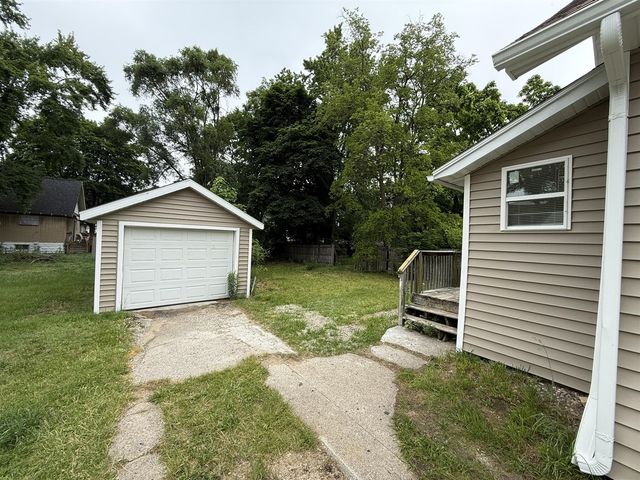 612 Ada Avenue, Muskegon, MI 49442