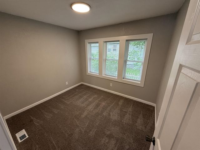 612 Ada Avenue, Muskegon, MI 49442