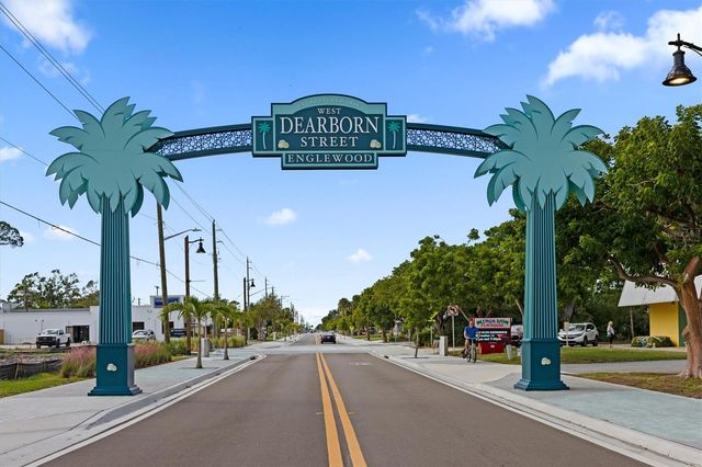 2 QUAILS RUN BOULEVARD 8, Englewood, FL 34223