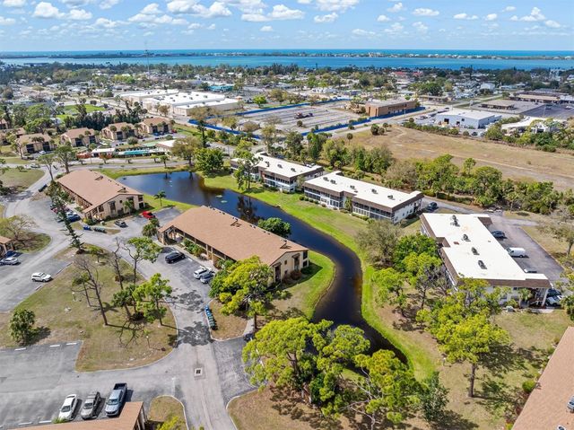 2 QUAILS RUN BOULEVARD 8, Englewood, FL 34223