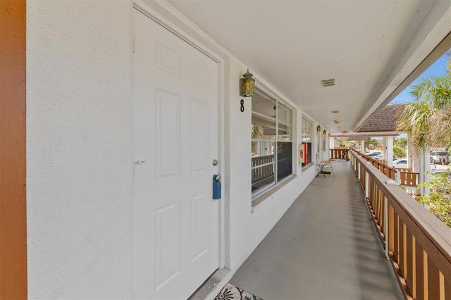 2 QUAILS RUN BOULEVARD 8, Englewood, FL 34223