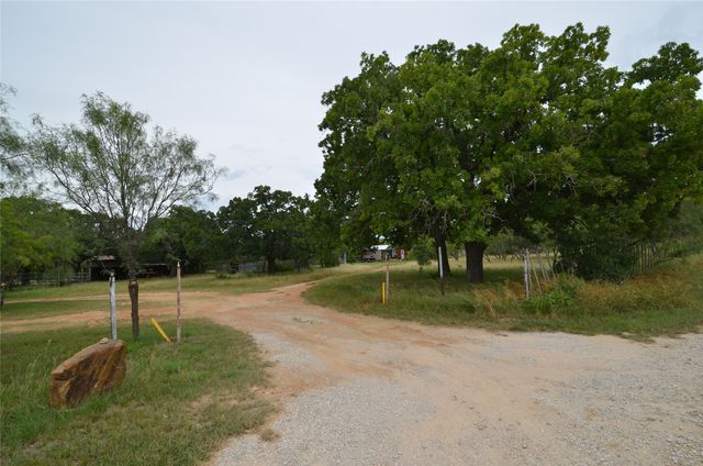 334 Cook Road, Jacksboro, TX 76458