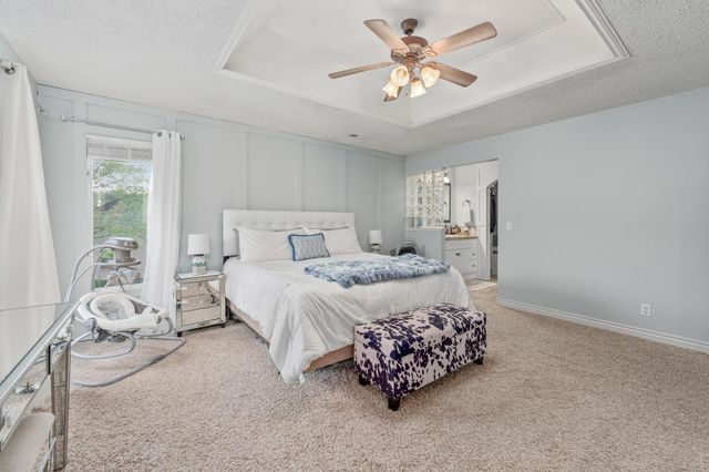 14710 E Willowbend Cir, Wichita, KS 67230