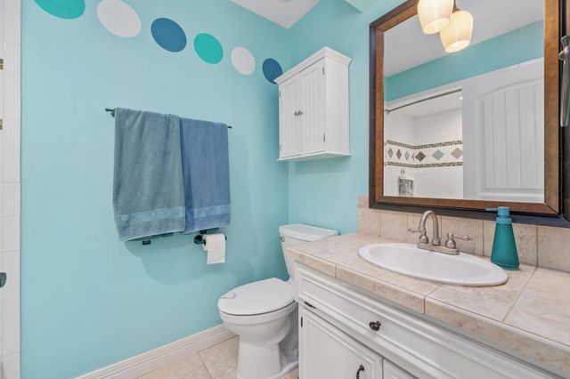 14710 E Willowbend Cir, Wichita, KS 67230