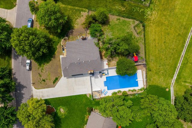 14710 E Willowbend Cir, Wichita, KS 67230