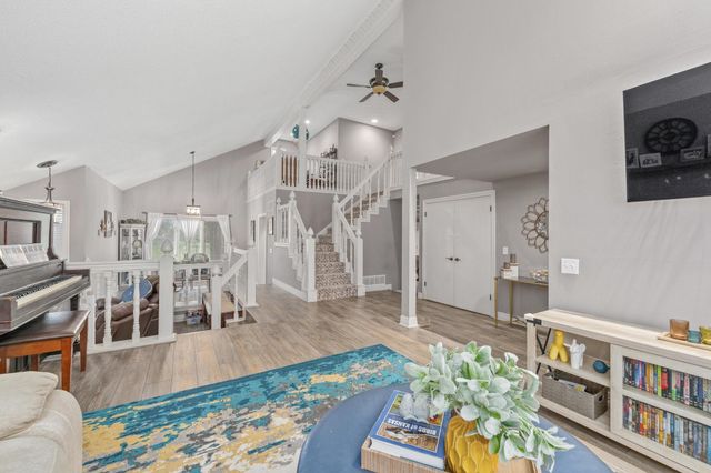 14710 E Willowbend Cir, Wichita, KS 67230
