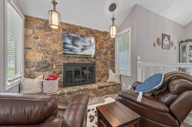 14710 E Willowbend Cir, Wichita, KS 67230