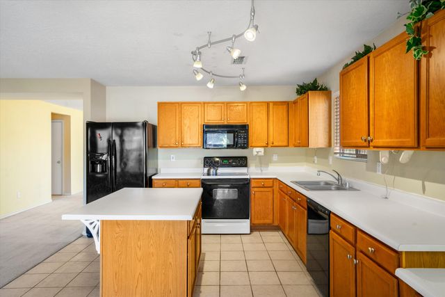 1005 LAS GOLONDRINAS Court NW, Albuquerque, NM 87107