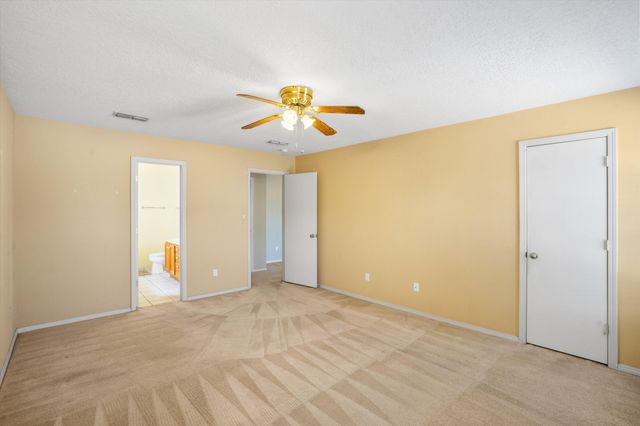 1005 LAS GOLONDRINAS Court NW, Albuquerque, NM 87107