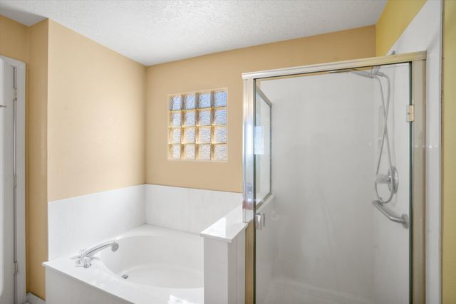 1005 LAS GOLONDRINAS Court NW, Albuquerque, NM 87107