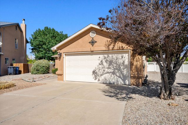 1005 LAS GOLONDRINAS Court NW, Albuquerque, NM 87107