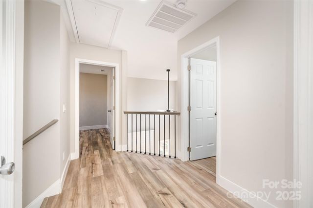 2537 Amber Creste Lane, Charlotte, NC 28212