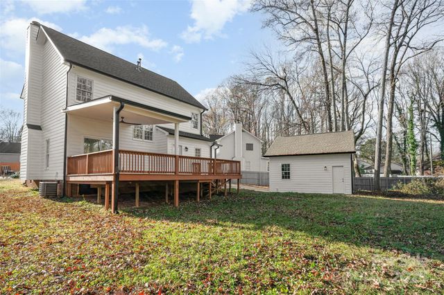 2537 Amber Creste Lane, Charlotte, NC 28212