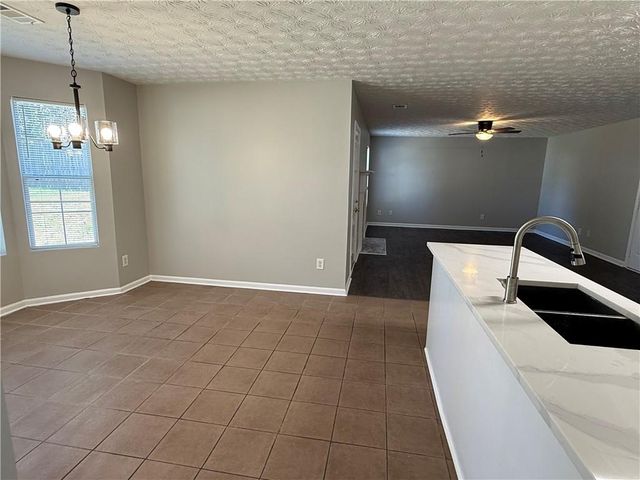 6424 Castle Court Way, Lithonia, GA 30058