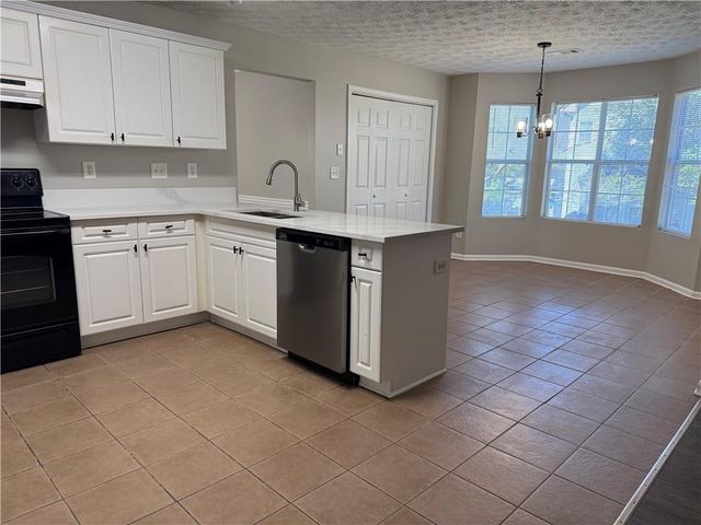 6424 Castle Court Way, Lithonia, GA 30058