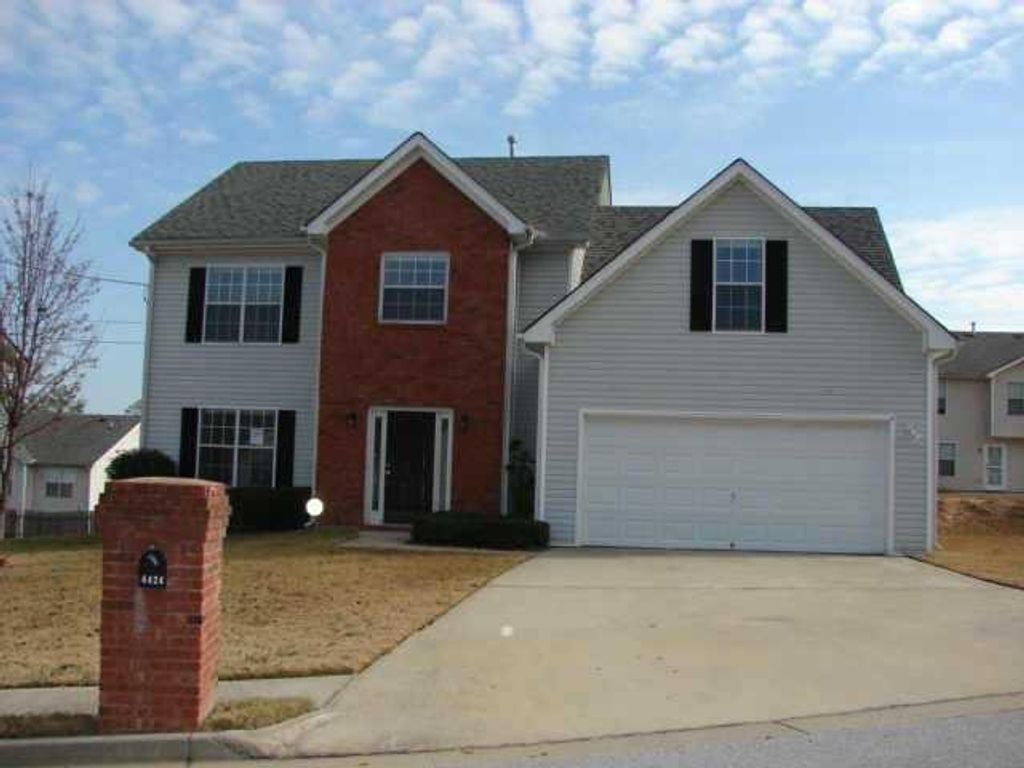 6424 Castle Court Way, Lithonia, GA 30058