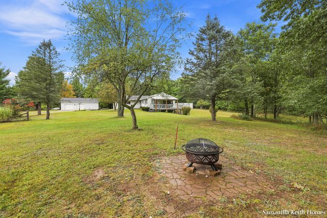 2481 S Greenville Road, Greenville, MI 48838