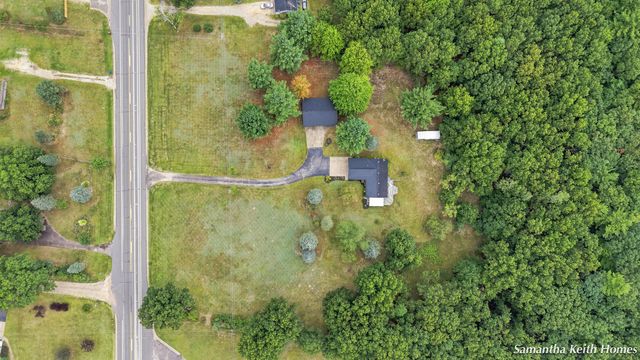 2481 S Greenville Road, Greenville, MI 48838
