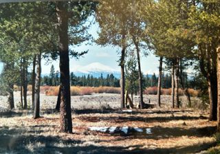 52485 HUNTINGTON Road, La Pine, OR 97739